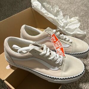 Vans Off-White and Cream Sneakers